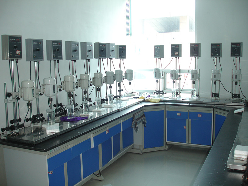 معدات الاختبار